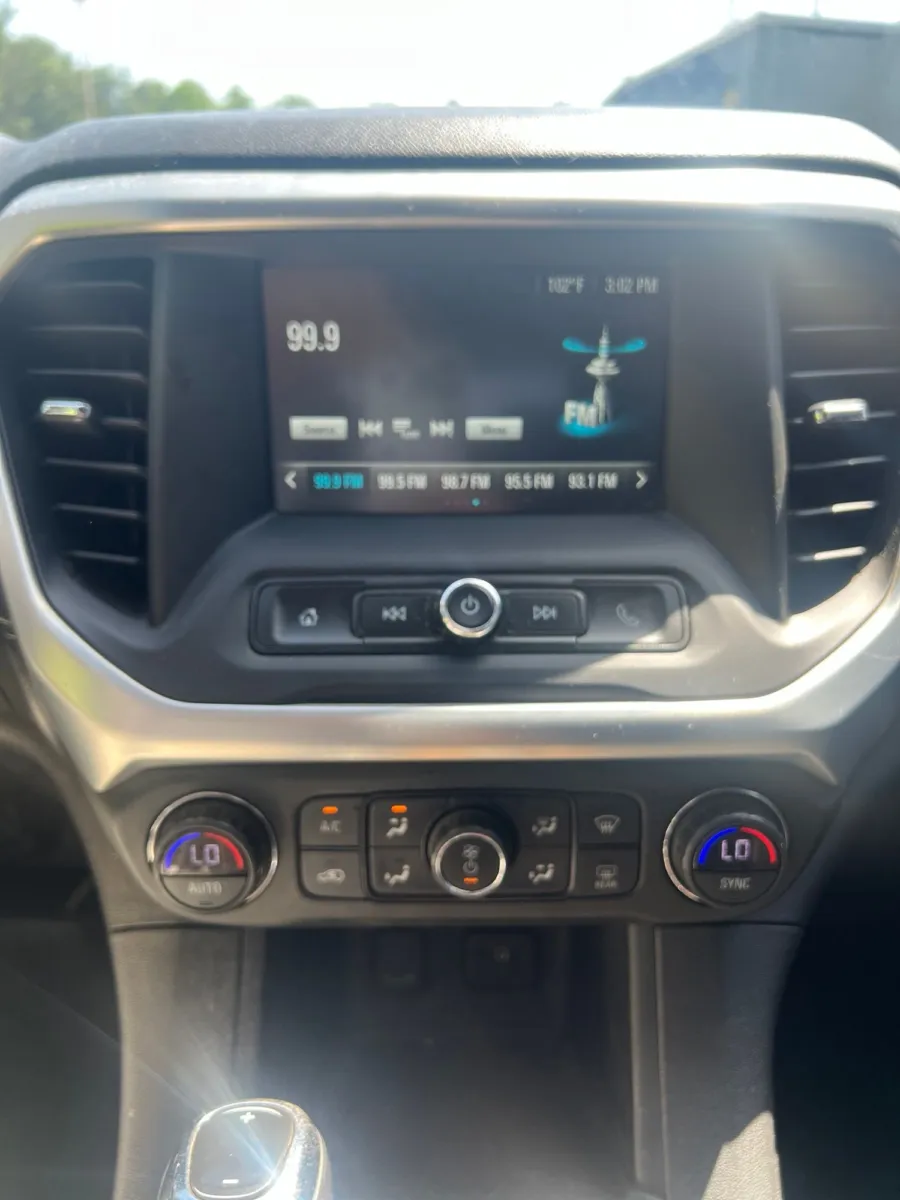 2017 GMC Acadia SLE-1 — photo 13