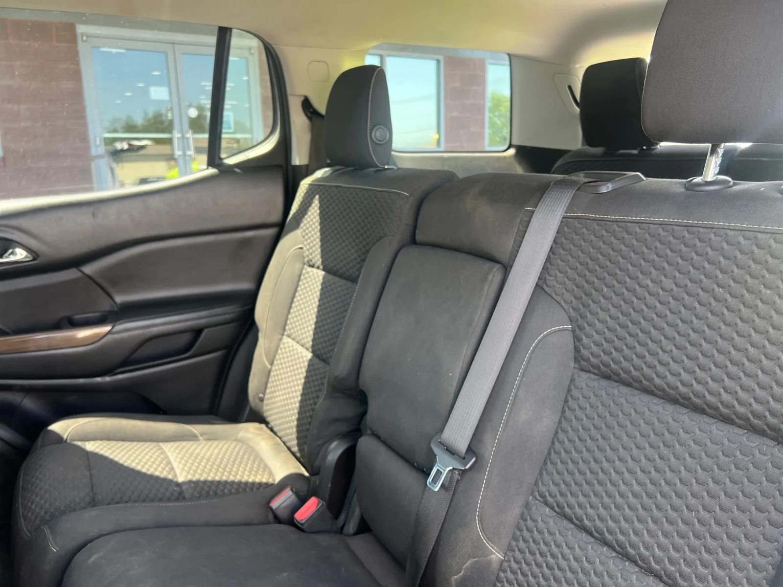 2017 GMC Acadia SLE-1 — photo 23