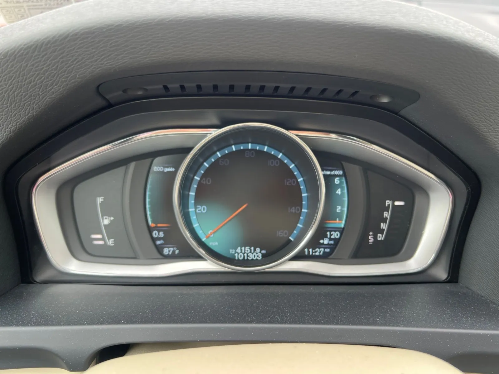 2015 Volvo S60 T5 Premier — photo 12