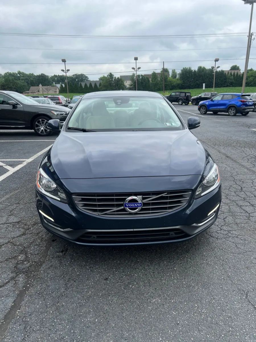 2015 Volvo S60 T5 Premier — photo 9