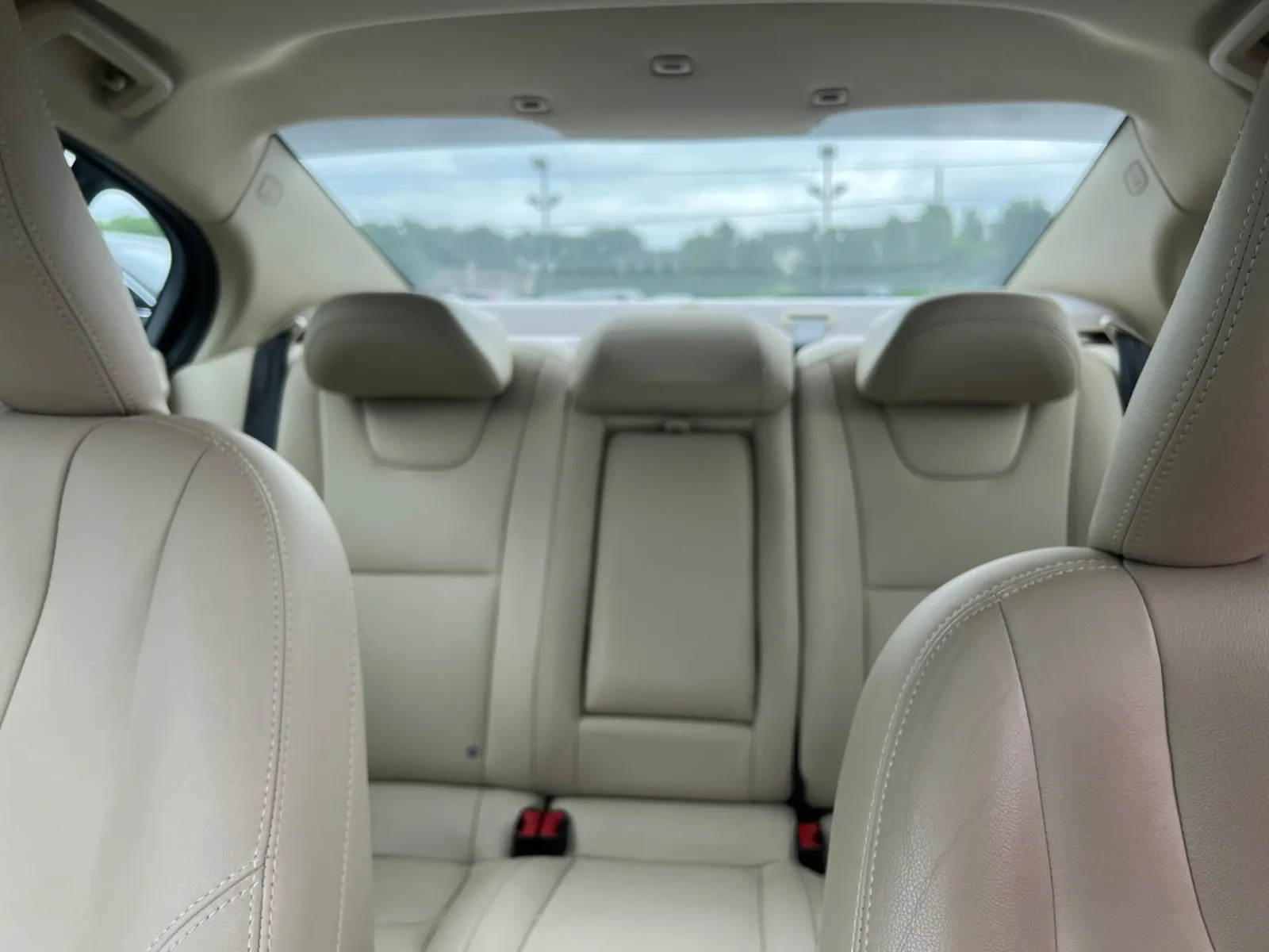 2015 Volvo S60 T5 Premier — photo 23