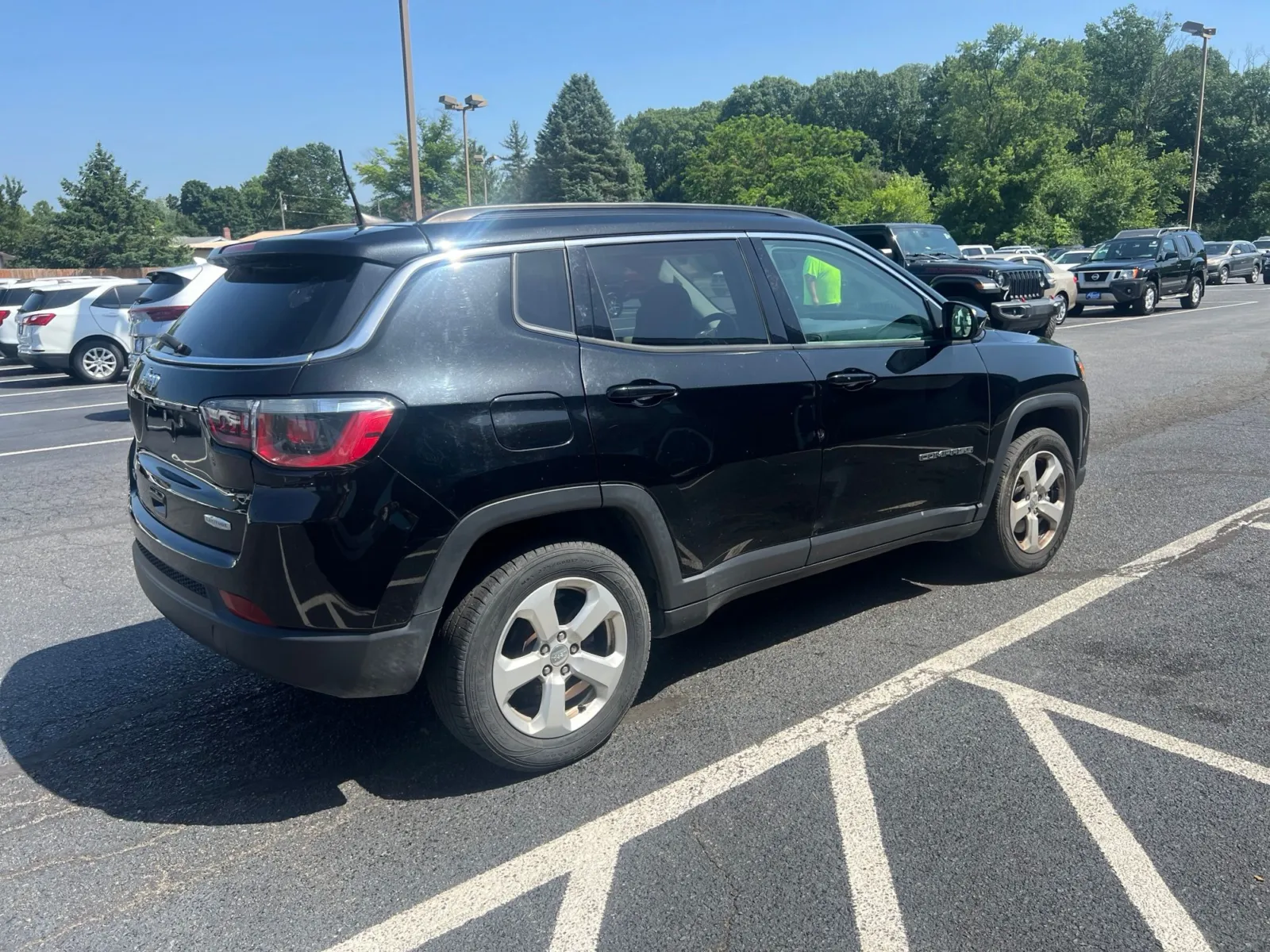 2017 Jeep Compass Latitude — photo 6