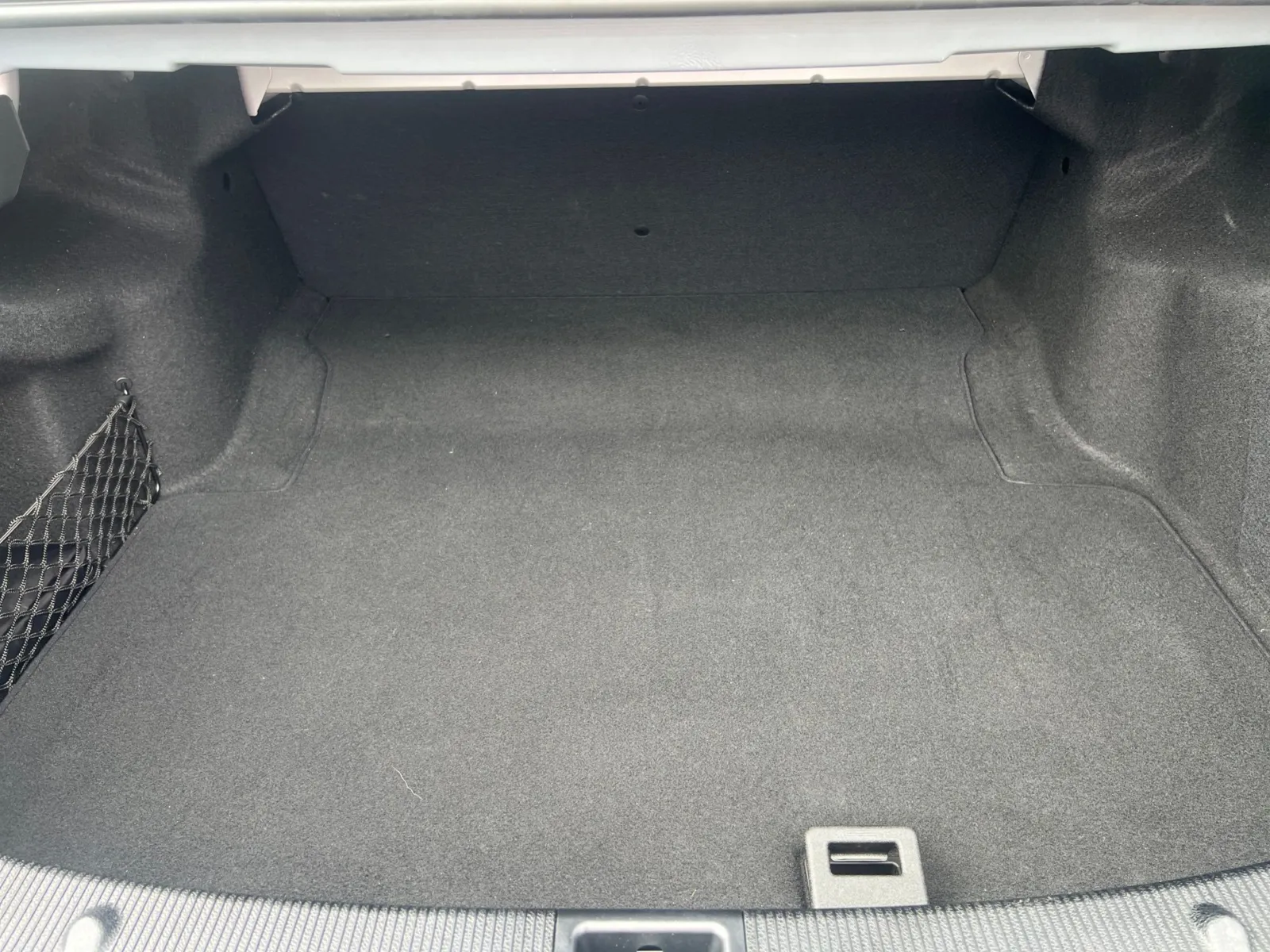 2010 Mercedes-Benz C-Class C 300 — photo 29