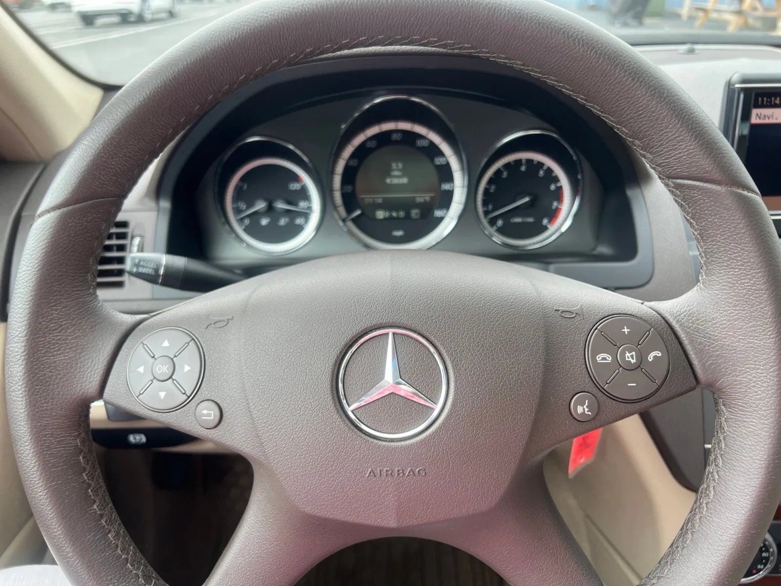 2010 Mercedes-Benz C-Class C 300 — photo 12