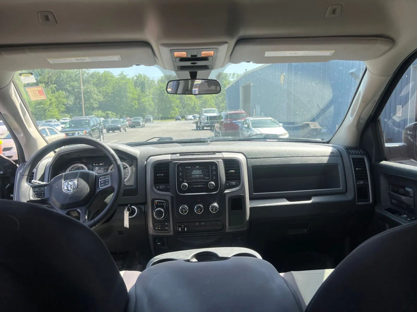 2018 Ram 1500 Express — photo 23