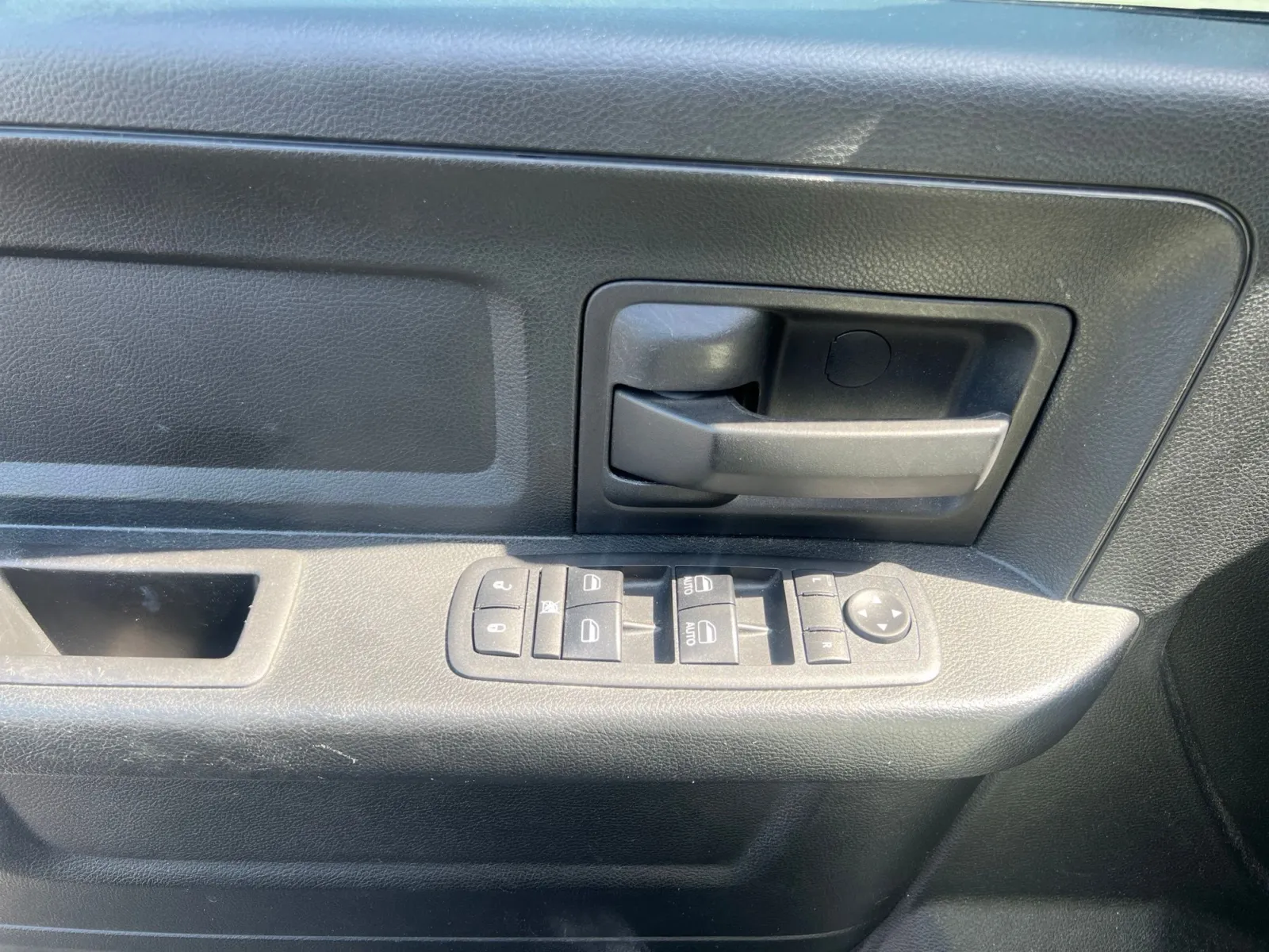 2018 Ram 1500 Express — photo 19