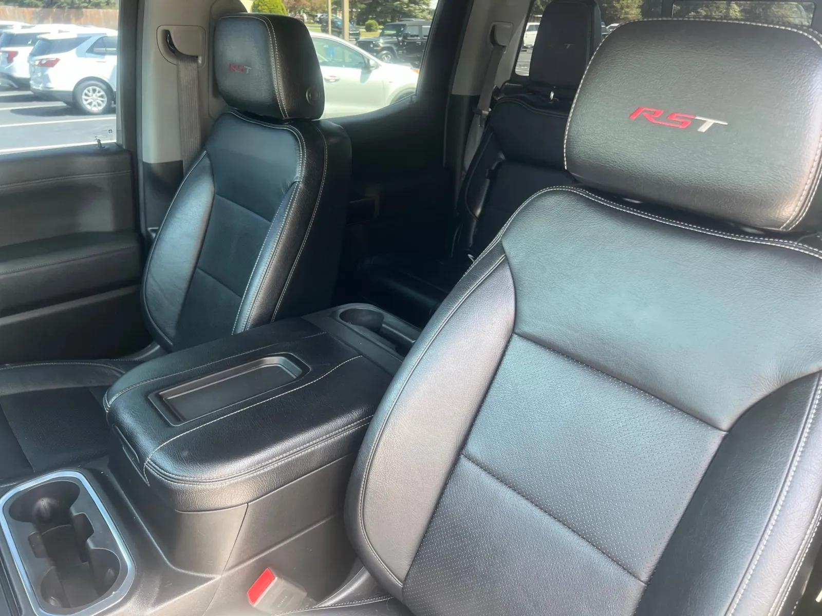 2020 Chevrolet Silverado 1500 RST — photo 11