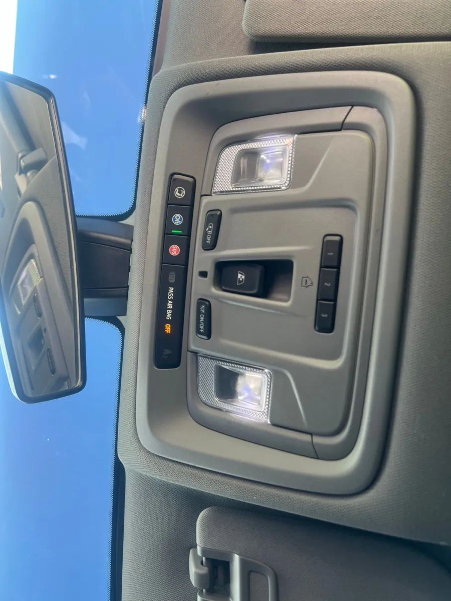 2020 Chevrolet Silverado 1500 RST — photo 21