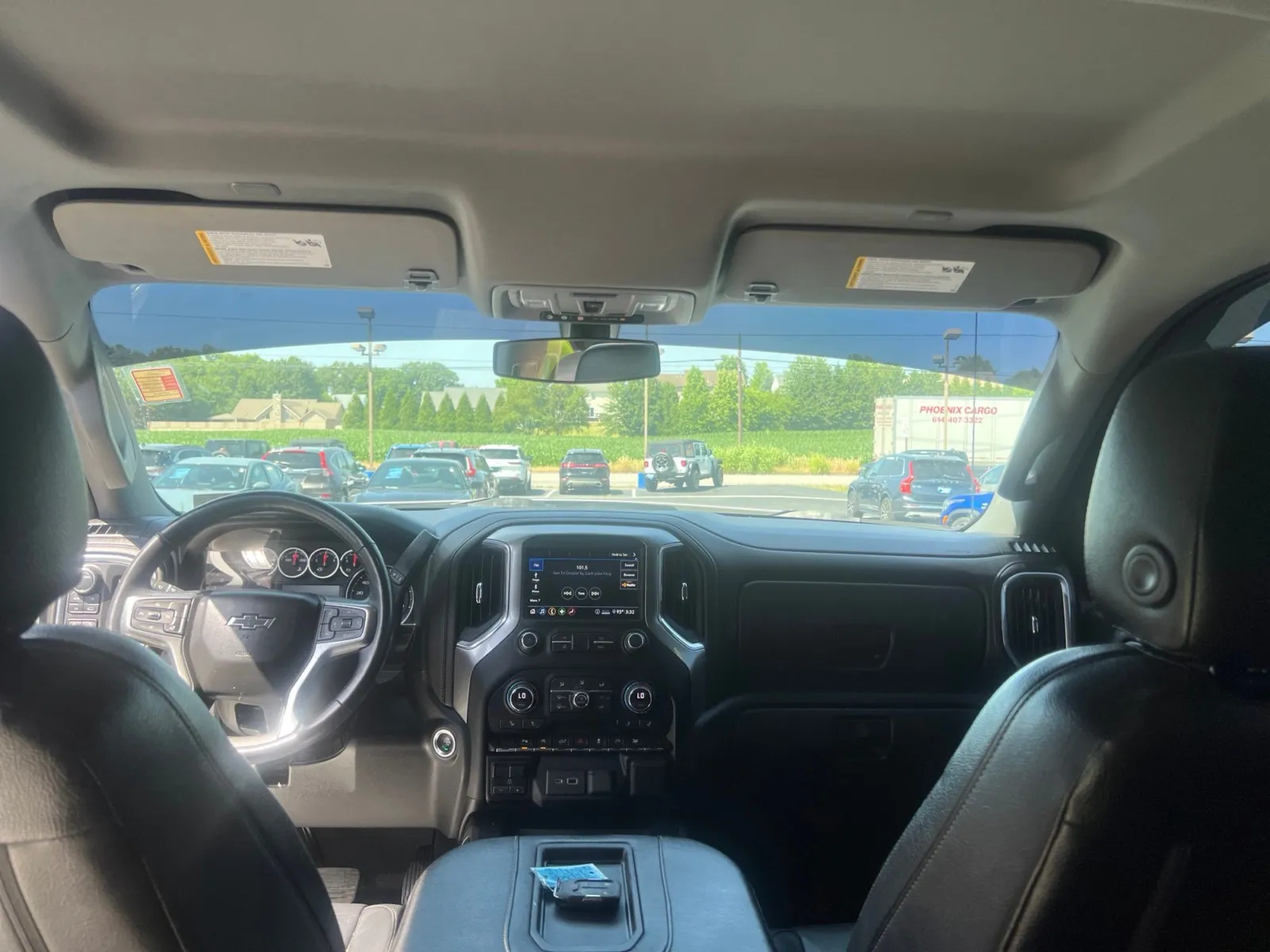 2020 Chevrolet Silverado 1500 RST — photo 26