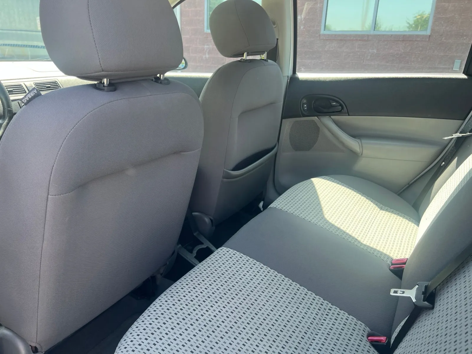 2007 Ford Focus — photo 19