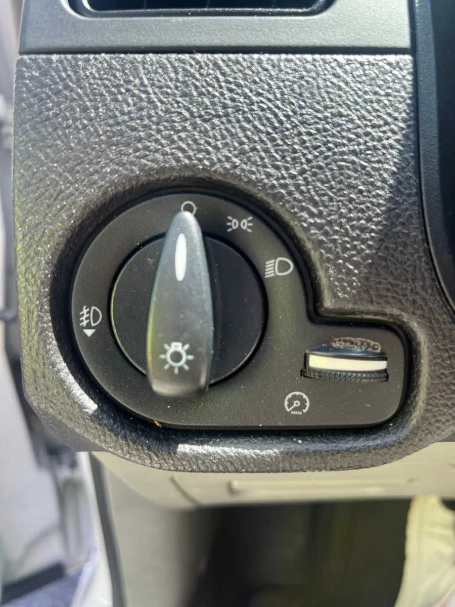 2007 Ford Focus — photo 16