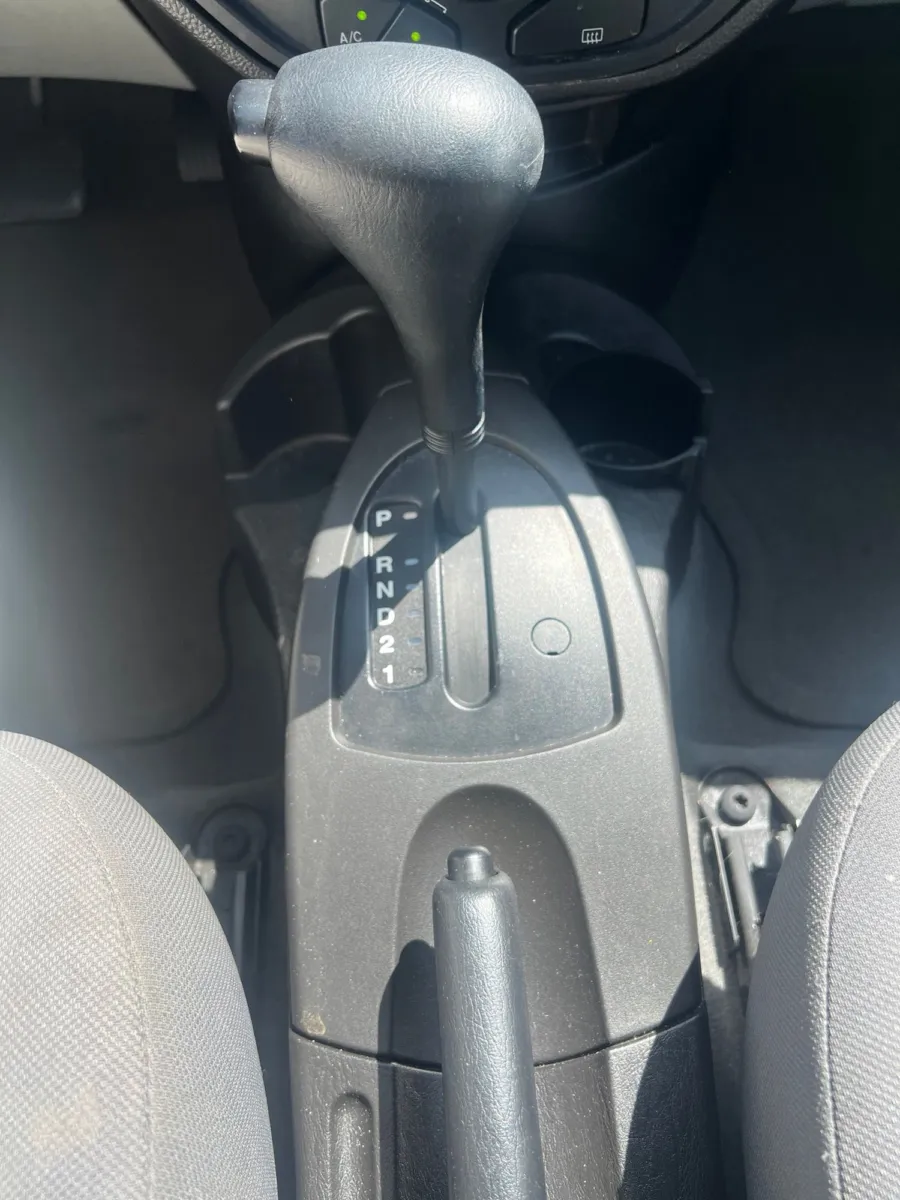 2007 Ford Focus — photo 14