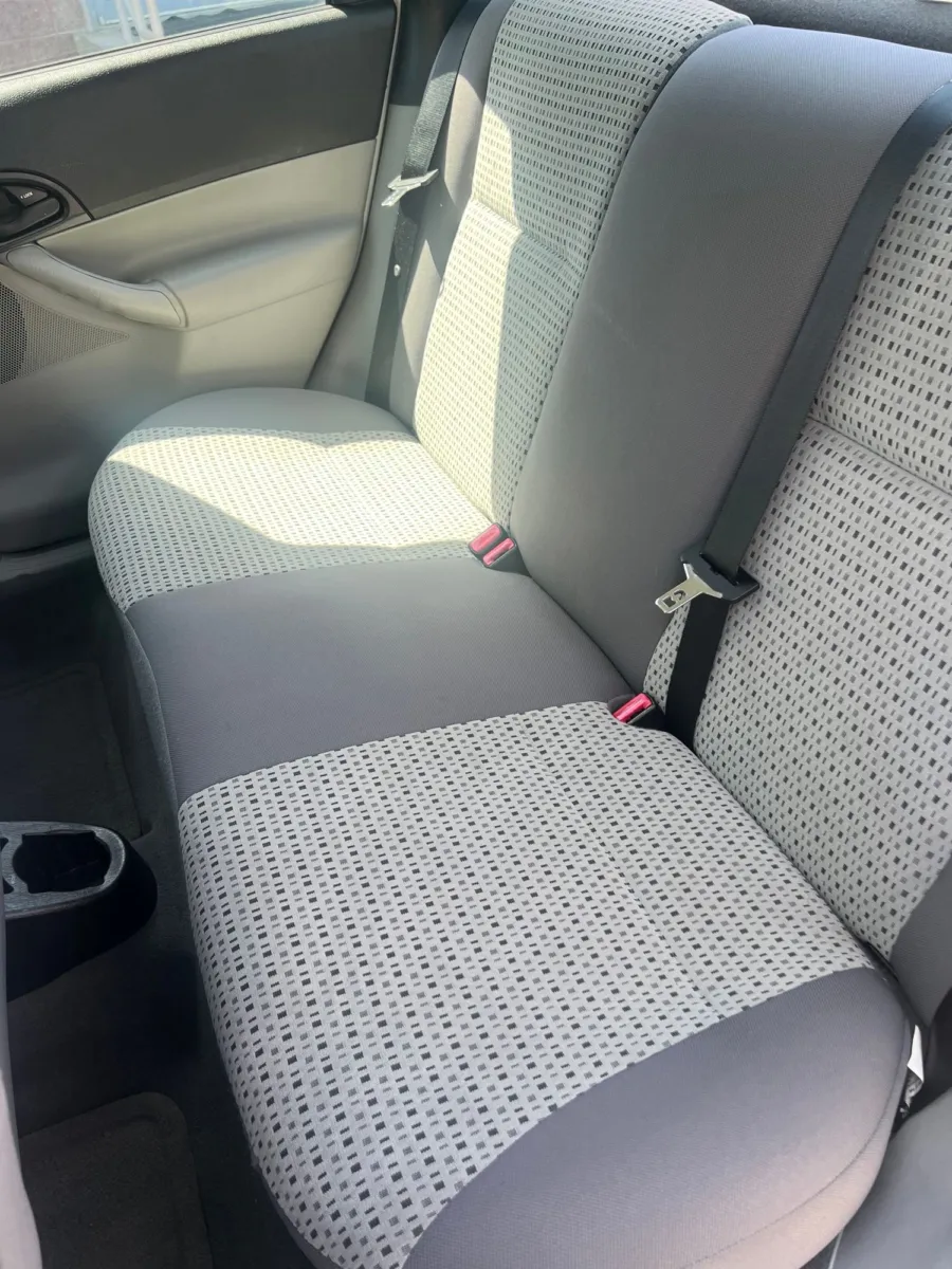 2007 Ford Focus — photo 20