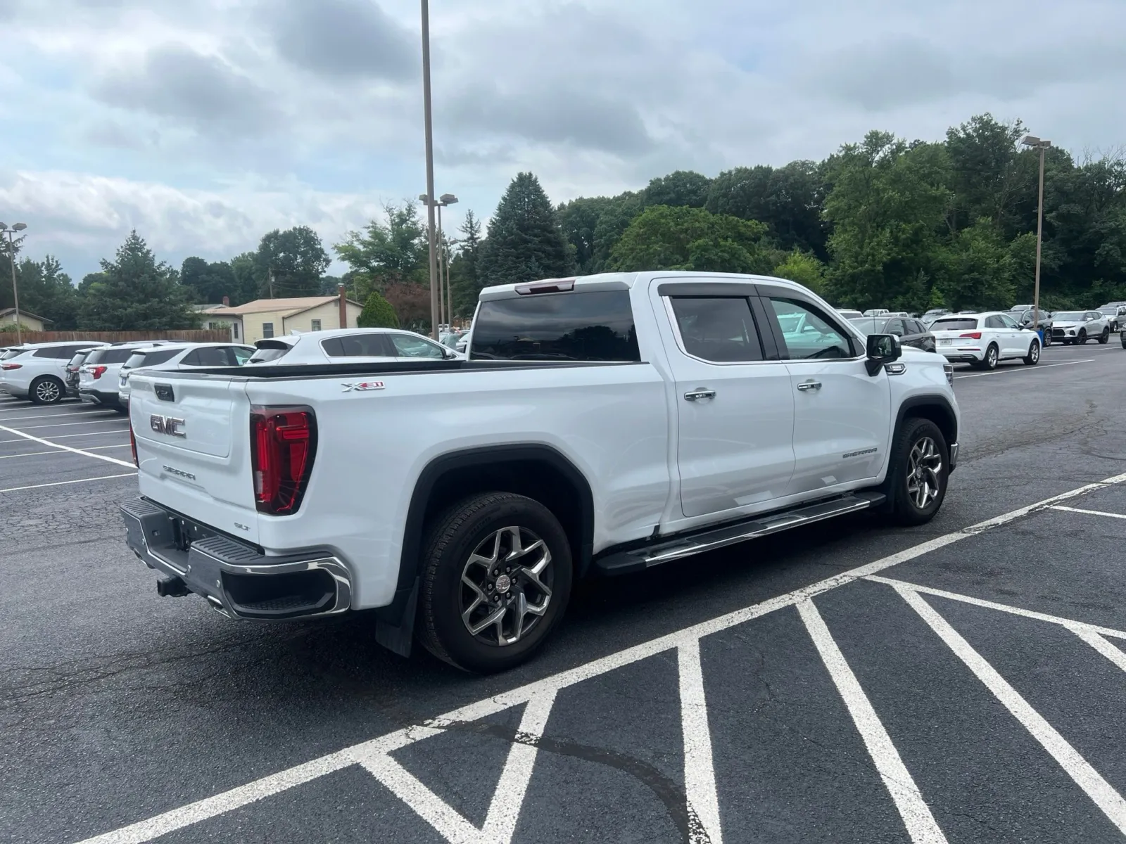 2022 GMC Sierra 1500 SLT — photo 6