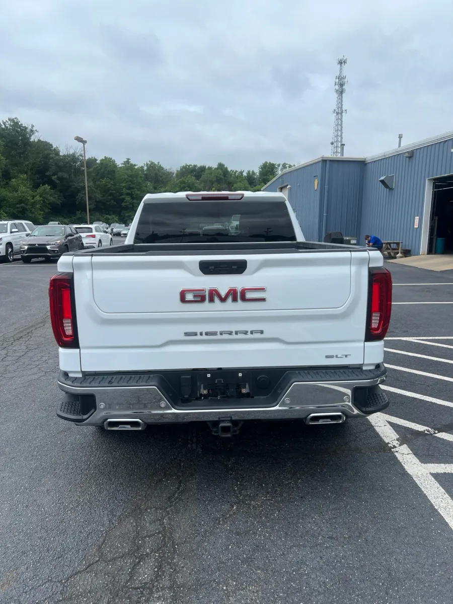 2022 GMC Sierra 1500 SLT — photo 5