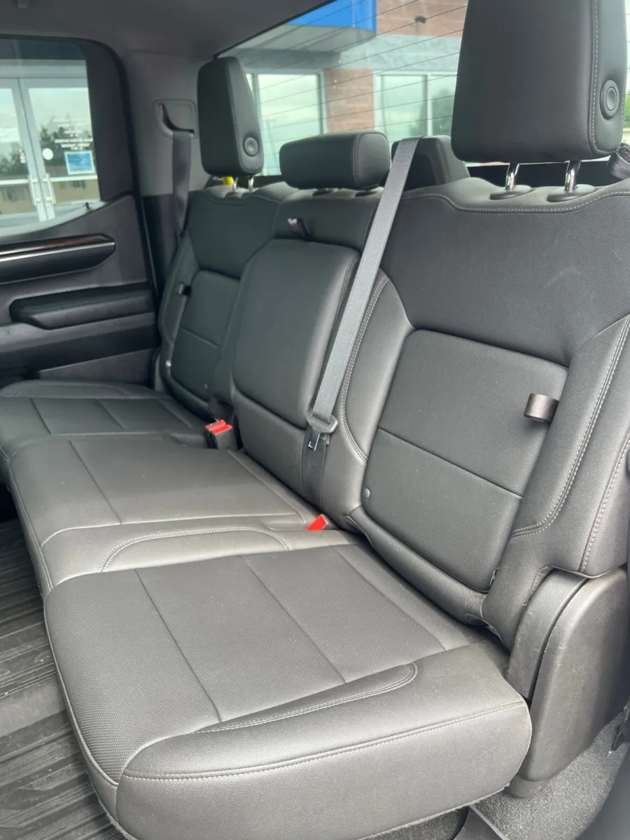 2022 GMC Sierra 1500 SLT — photo 27