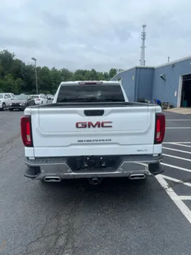 More photos of 2022 GMC Sierra 1500 SLT at Kyner's Auto Sales, Inc., PA