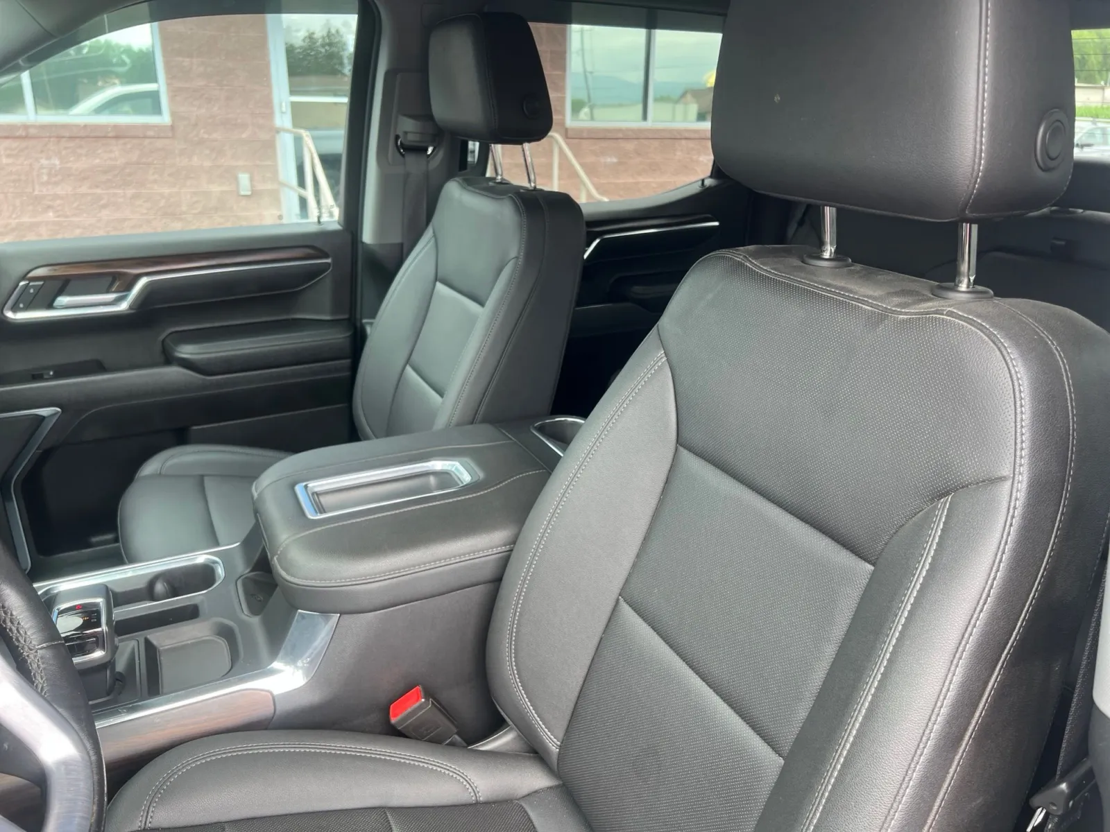 2022 GMC Sierra 1500 SLT — photo 13