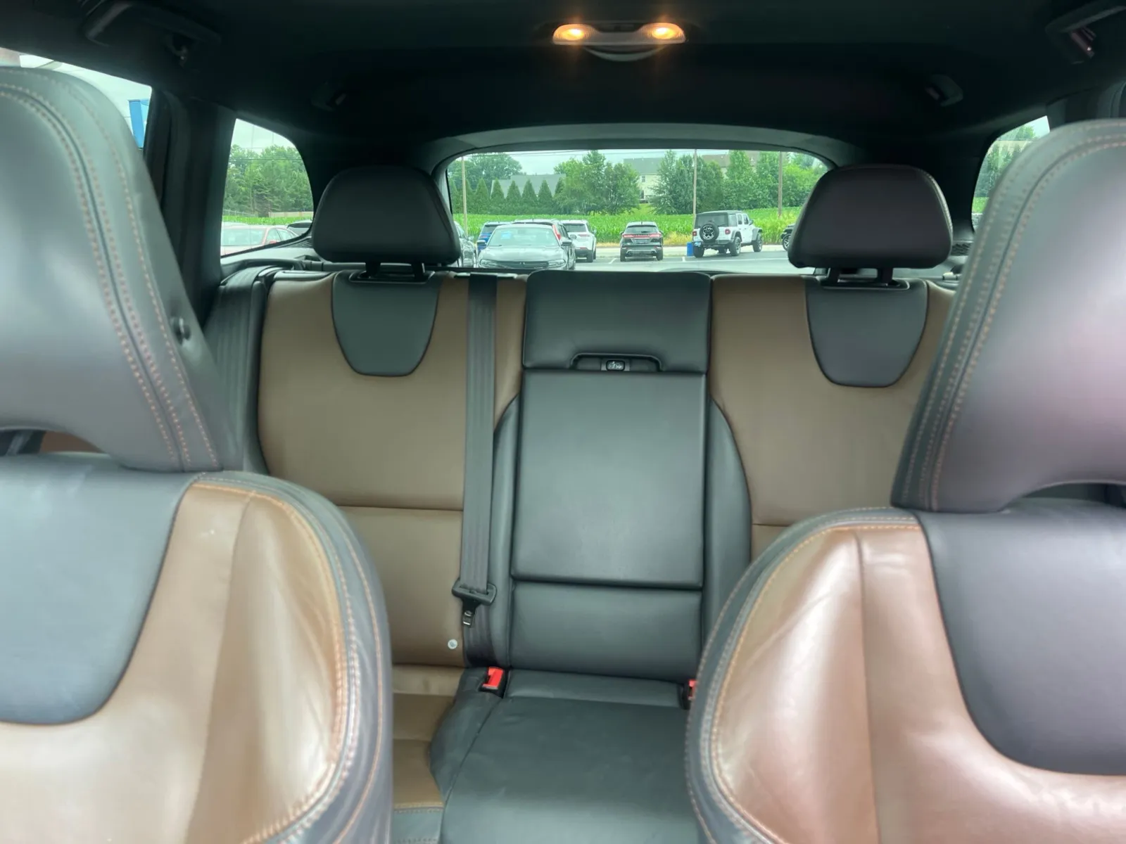 2015 Volvo XC60 T6 — photo 21