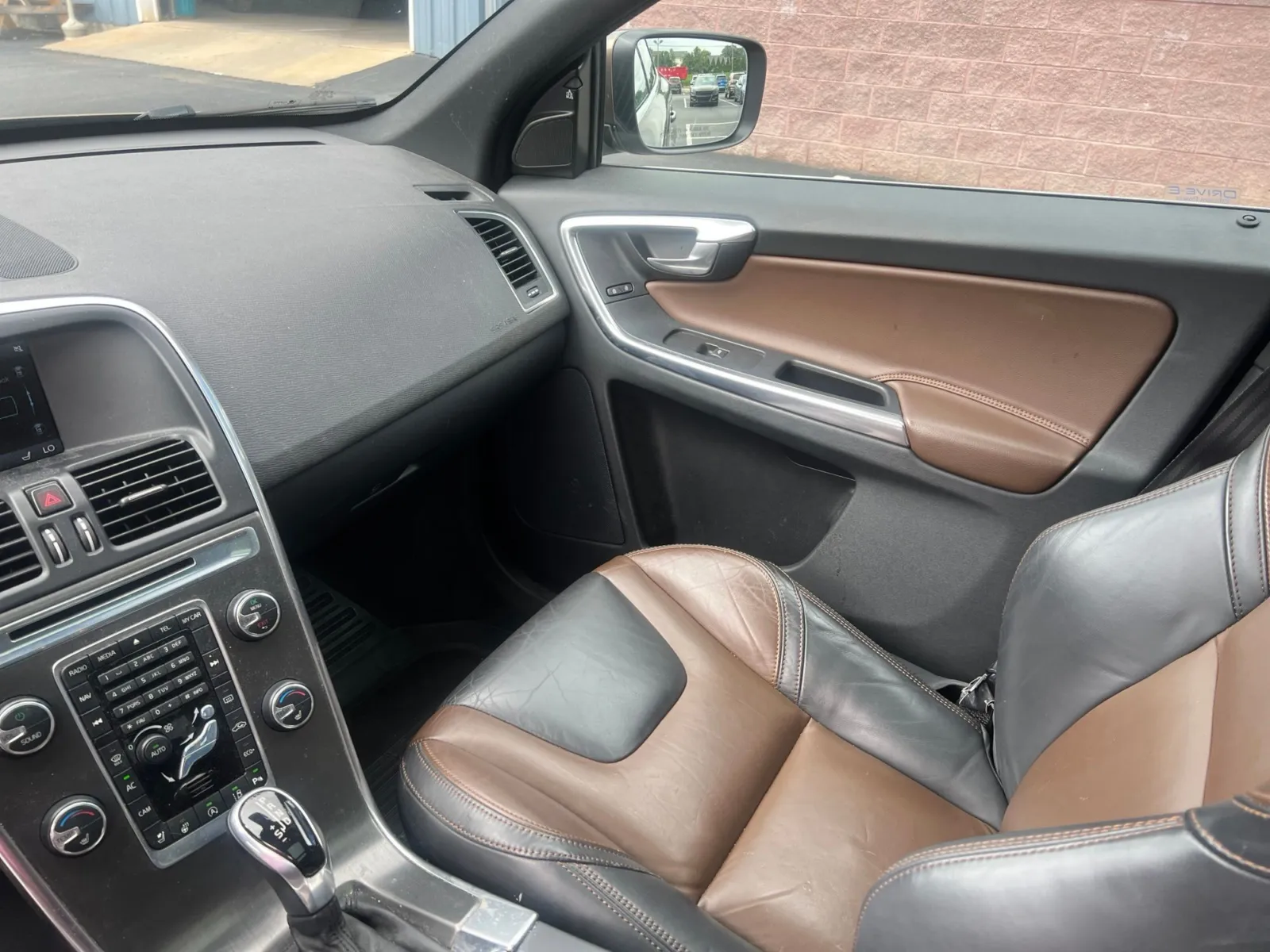 2015 Volvo XC60 T6 — photo 10