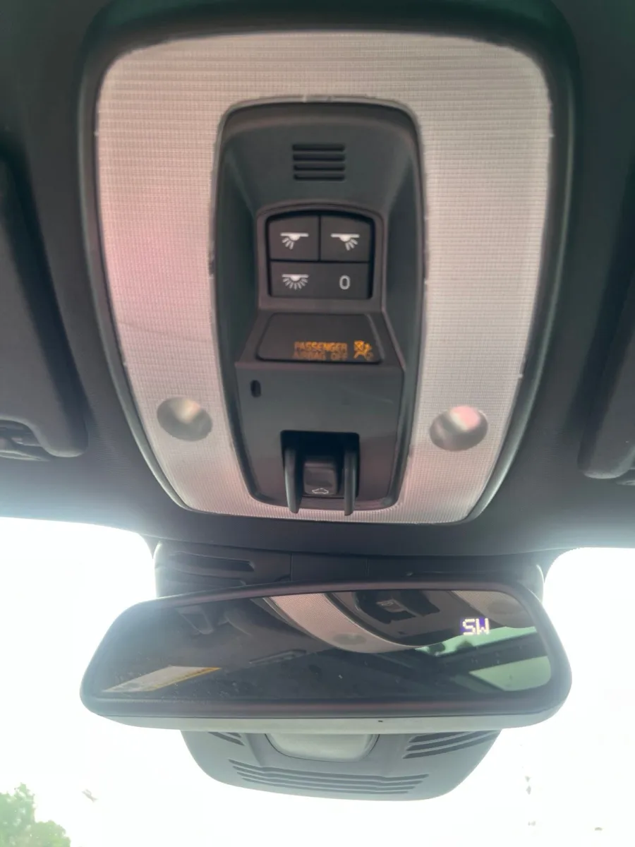 2015 Volvo XC60 T6 — photo 16