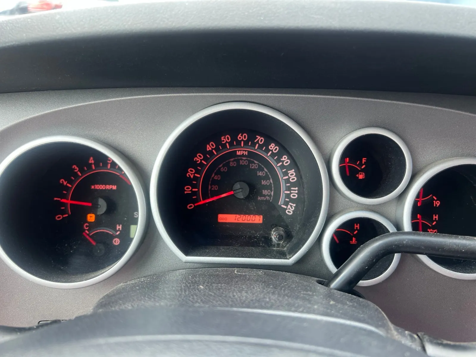 2010 Toyota Tundra Grade — photo 12