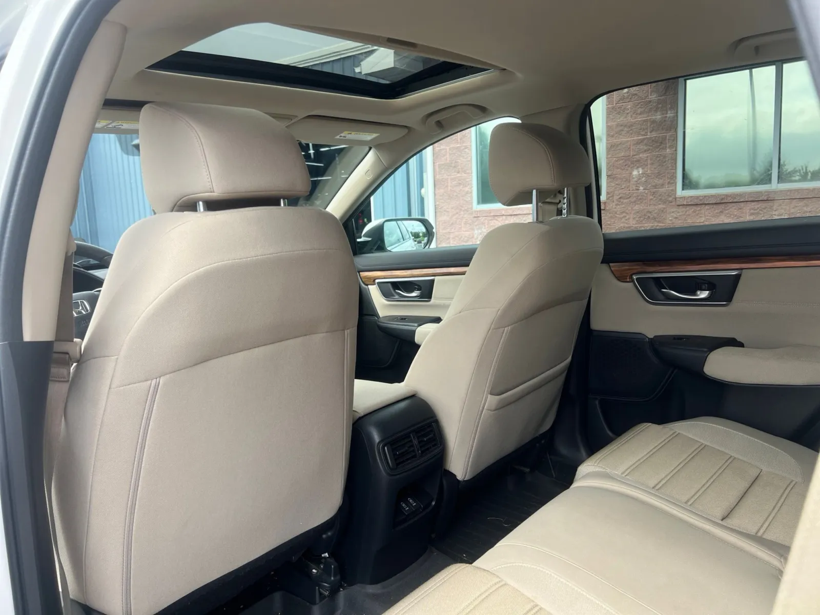 2017 Honda CR-V EX — photo 24