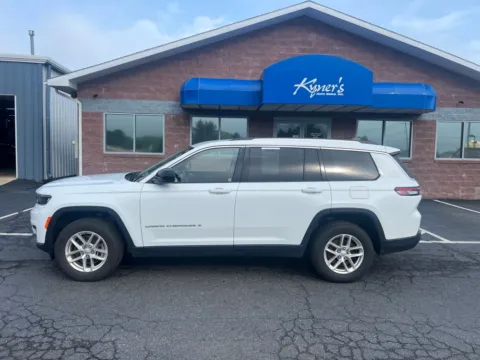 Another view of 2022 Jeep Grand Cherokee L Laredo for sale in Chambersburg, PA at Kyner's Auto Sales, Inc.