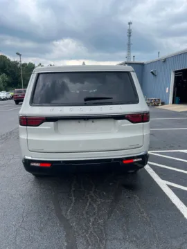 More photos of 2022 Jeep Wagoneer Series II at Kyner's Auto Sales, Inc., PA