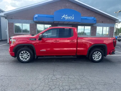 Another view of 2022 GMC Sierra 1500 Limited Elevation for sale in Chambersburg, PA at Kyner's Auto Sales, Inc.