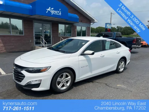 White 2024 Chevrolet Malibu LT for sale in Chambersburg, PA