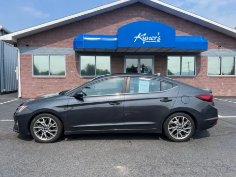 Another view of 2020 Hyundai Elantra Limited for sale in Chambersburg, PA at Kyner's Auto Sales, Inc.