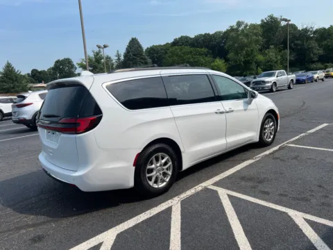 More photos of 2022 Chrysler Pacifica Touring L at Kyner's Auto Sales, Inc., PA