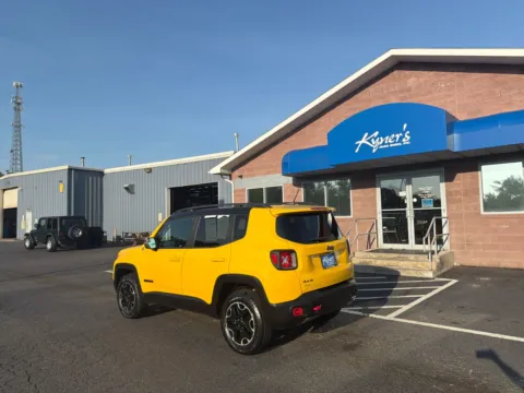 More photos of 2016 Jeep Renegade Trailhawk at Kyner's Auto Sales, Inc., PA