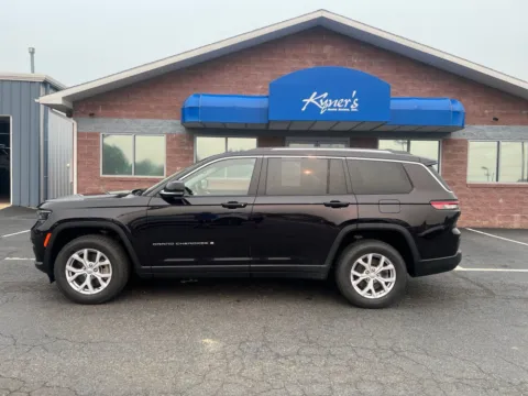 Another view of 2022 Jeep Grand Cherokee L Limited for sale in Chambersburg, PA at Kyner's Auto Sales, Inc.