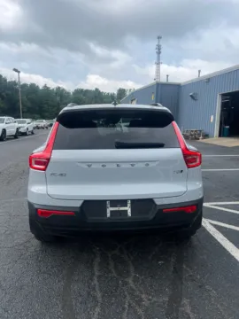 More photos of 2021 Volvo XC40 R-Design at Kyner's Auto Sales, Inc., PA