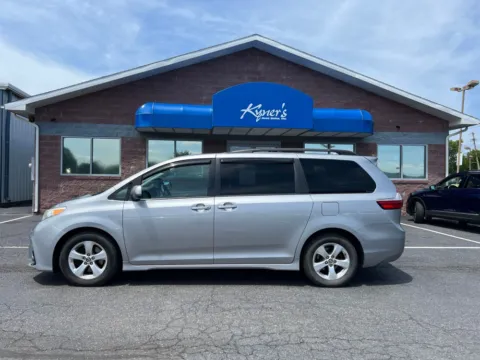 Photos of 2018 Toyota Sienna LE for sale in Chambersburg, PA at Kyner's Auto Sales, Inc.