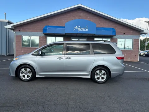 Photos of 2018 Toyota Sienna LE for sale in Chambersburg, PA at Kyner's Auto Sales, Inc.