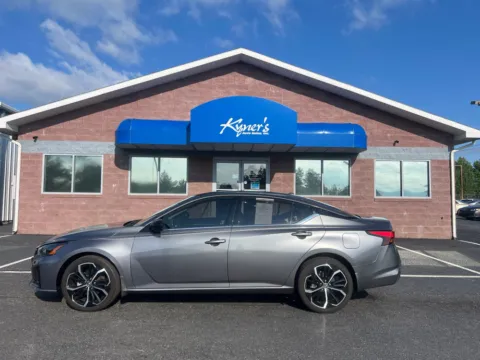 Another view of 2023 Nissan Altima 2.5 SR for sale in Chambersburg, PA at Kyner's Auto Sales, Inc.