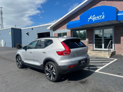 More photos of 2023 Volvo XC40 B4 Plus Dark Theme at Kyner's Auto Sales, Inc., PA