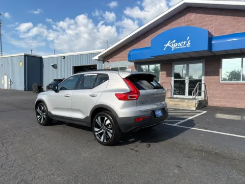 More photos of 2023 Volvo XC40 B4 Plus Dark Theme at Kyner's Auto Sales, Inc., PA