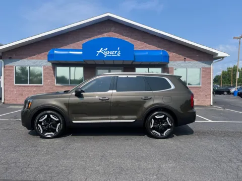 Another view of 2023 Kia Telluride S for sale in Chambersburg, PA at Kyner's Auto Sales, Inc.