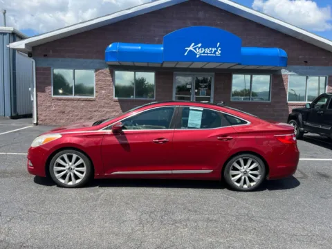 Another view of 2013 Hyundai Azera for sale in Chambersburg, PA at Kyner's Auto Sales, Inc.