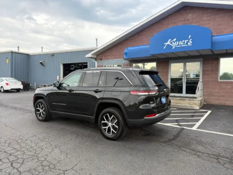 More photos of 2023 Jeep Grand Cherokee Limited at Kyner's Auto Sales, Inc., PA