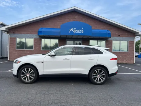 Another view of 2018 Jaguar F-PACE 35t Prestige for sale in Chambersburg, PA at Kyner's Auto Sales, Inc.