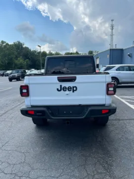 More photos of 2021 Jeep Gladiator Willys at Kyner's Auto Sales, Inc., PA