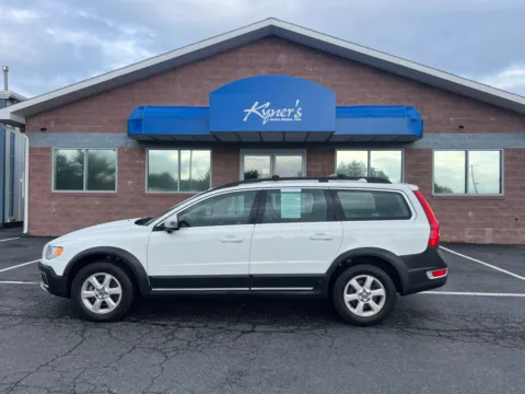 Photos of 2011 Volvo XC70 3.2 for sale in Chambersburg, PA at Kyner's Auto Sales, Inc.