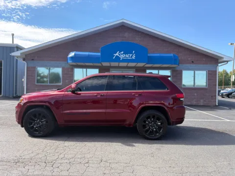 Another view of 2018 Jeep Grand Cherokee Altitude for sale in Chambersburg, PA at Kyner's Auto Sales, Inc.