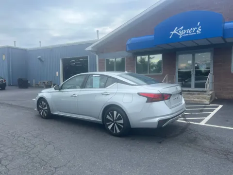 More photos of 2022 Nissan Altima 2.5 SV at Kyner's Auto Sales, Inc., PA