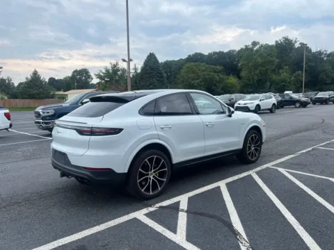 More photos of 2022 Porsche Cayenne E-Hybrid Coupe at Kyner's Auto Sales, Inc., PA